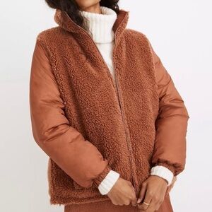 Madewell Reversible Puffer Jacket in Rust, XS